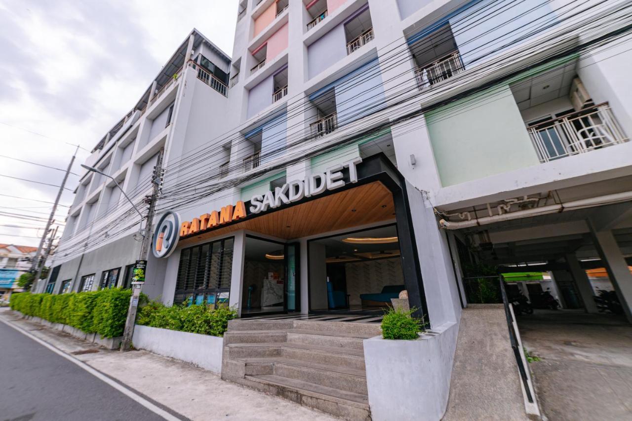 Oyo 241 莎迪德拉塔纳酒店 布吉 外观 照片
